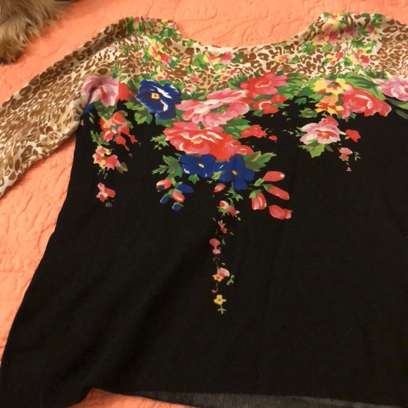 Sweater /top print and leopard rayon and spandex - Picture 2 of 2